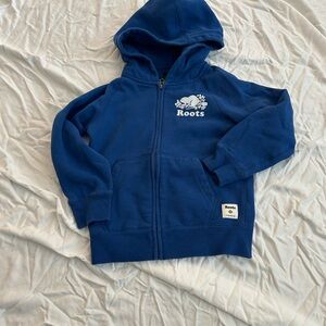 Roots Kids Classic Navy Hoodie size 5-6) and pants x2 (size 6)